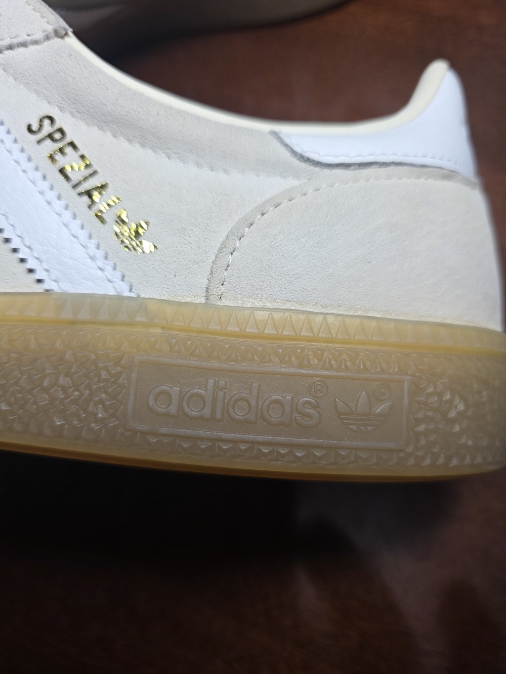 Adidas Men’s Suede Classic Trainer in Off-White - Picture 13 of 16